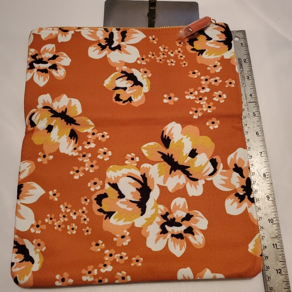 Rachael Pally Foldable Clutch - Picture 3 of 4